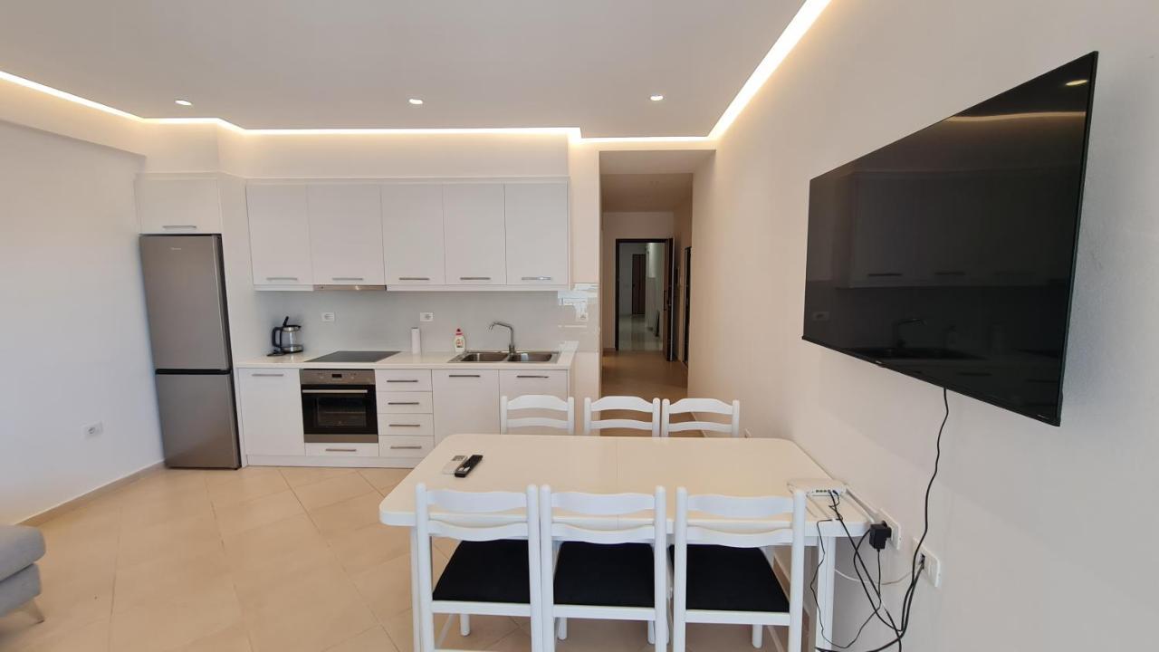 Sea And City View Apartment Саранда Экстерьер фото
