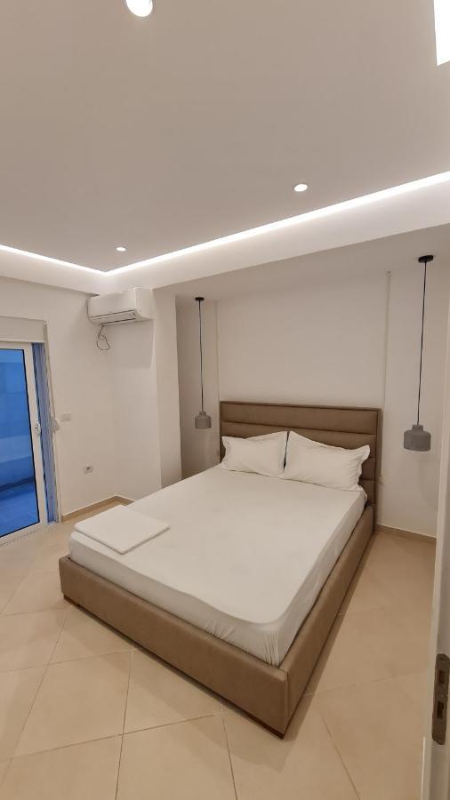 Sea And City View Apartment Саранда Экстерьер фото