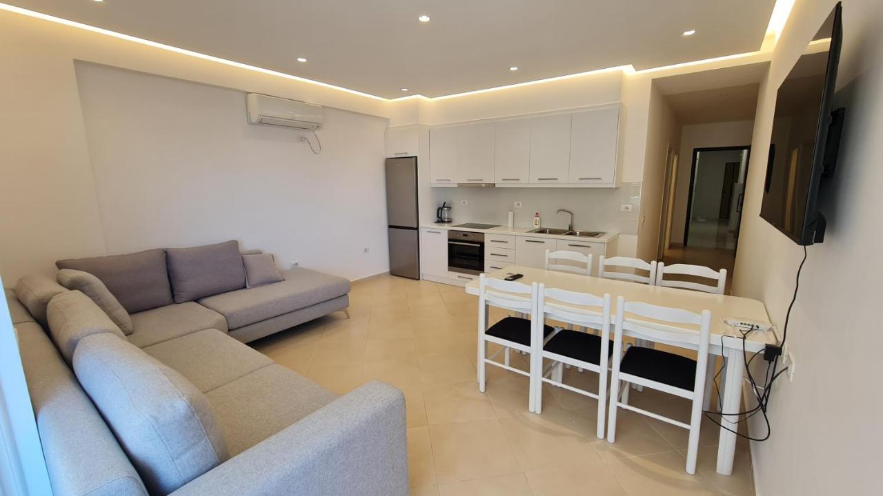Sea And City View Apartment Саранда Экстерьер фото